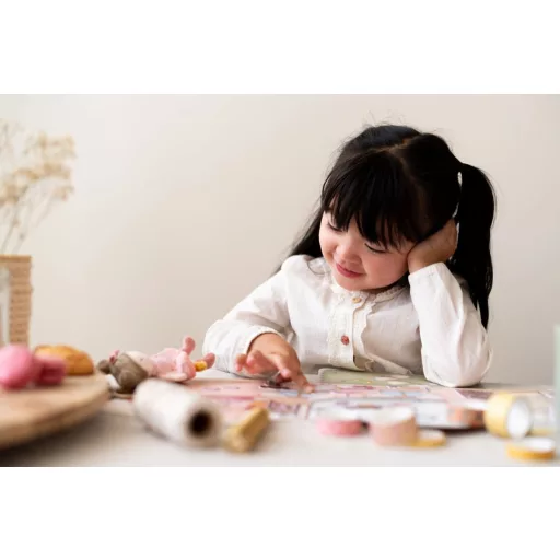 Little Dutch újrafelhasználható matricás füzet Rosa és barátai