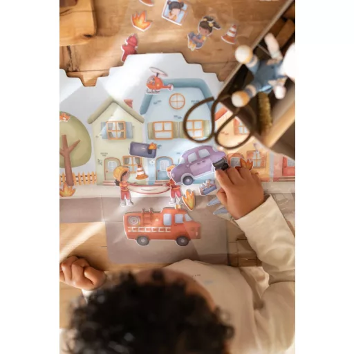 Little Dutch újrafelhasználható matricás füzet Jim és barátai