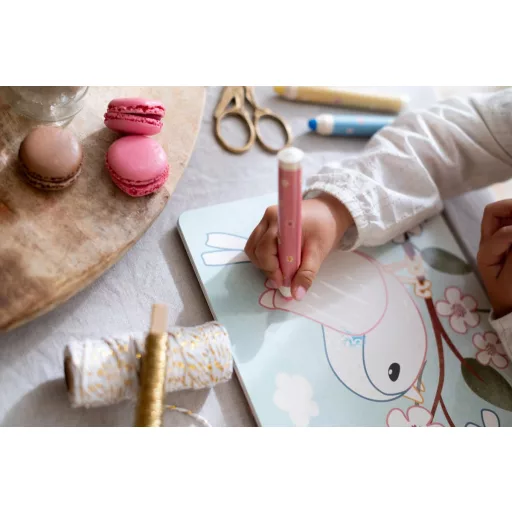 Little Dutch varázsfüzet színesceruzával Rosa és barátai