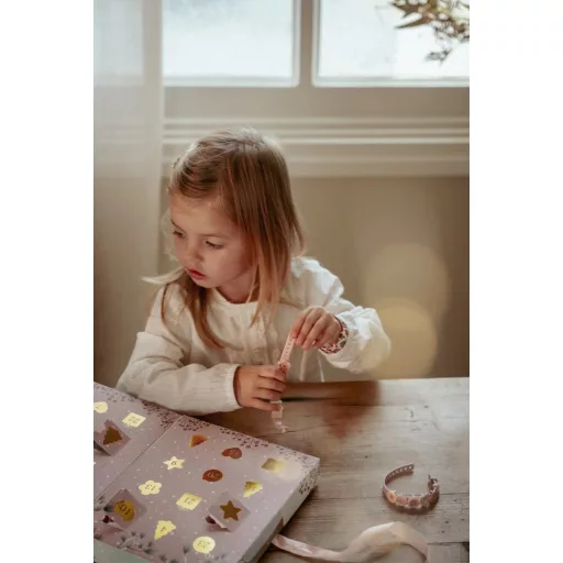 Little Dutch adventi kalendárium charm készítővel és matricával