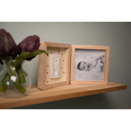 Petit Artichaut kéz- és lábnyomat készítő kinyitható fényképtartó kerettel - Pretty Hearts 