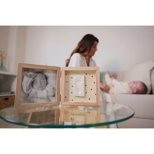 Petit Artichaut kéz- és lábnyomat készítő kinyitható fényképtartó kerettel - Pretty Hearts 