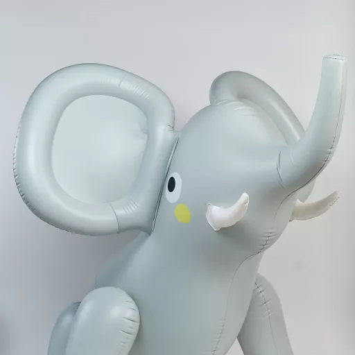 Sunnylife felfújható óriás spriccelő játék -Eli the Elephant Grey 